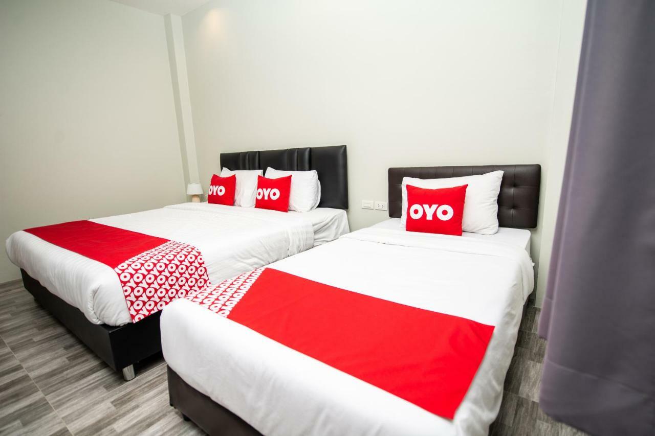 Oyo 259 Baan Napatr Hotel Bãi biển Bang Tao Ngoại thất bức ảnh